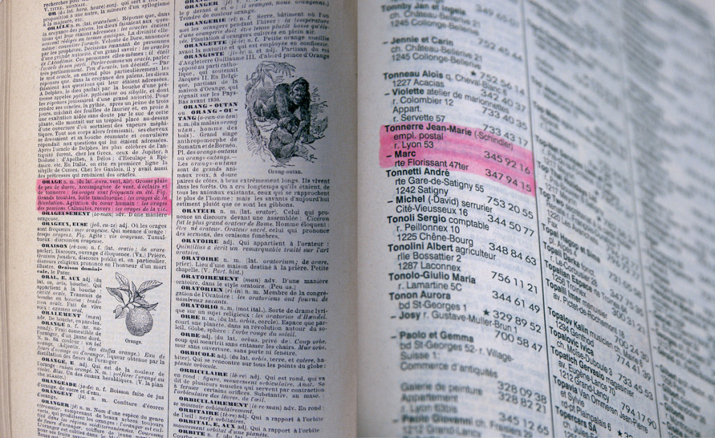 Compare, 1995 – dictionnaire & annuaire téléphonique / dictionary & phone book