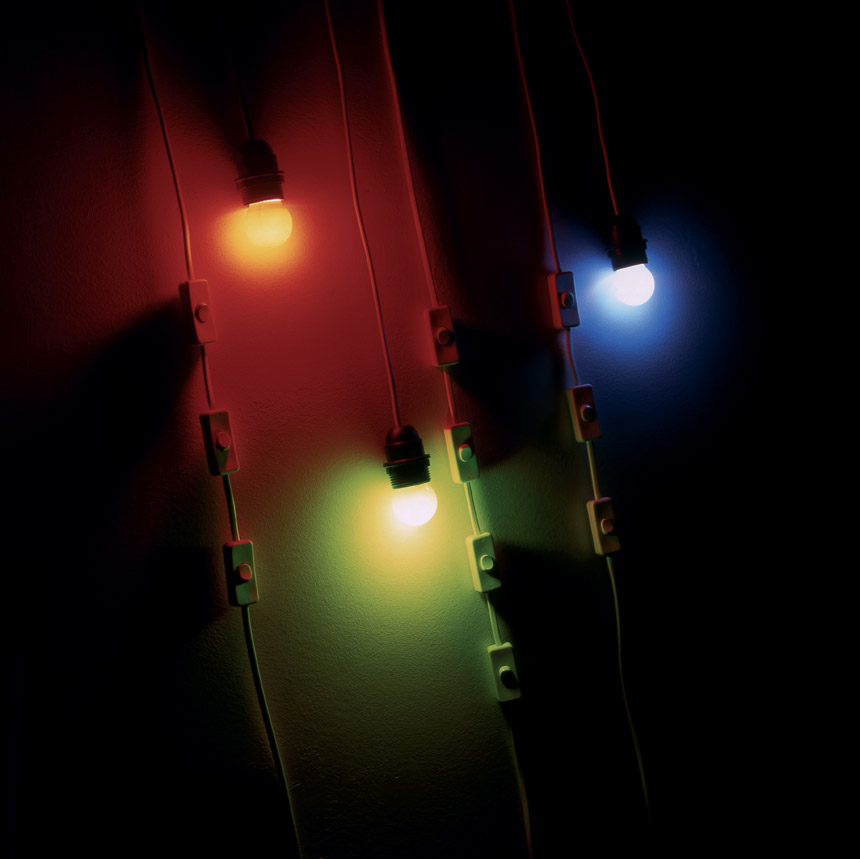 Lampes code RGB, 1998 – lampes, multiples interrupteurs / lamps, multiple switches – dimensions variables